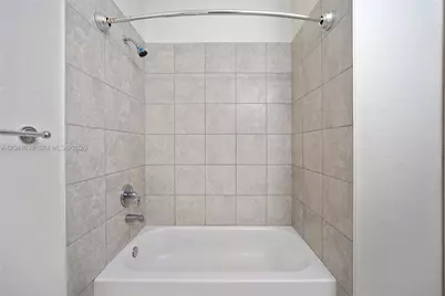 10709 NW 81st Ln, Doral, FL 33178 - Photo 25