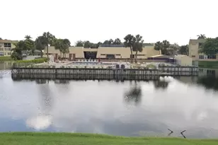 8130 Sunrise Lakes Blvd, Sunrise, FL 33322 - Photo 15