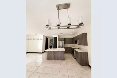 15668 NW 91st Ct, Miami Lakes, FL 33018 - Photo 5
