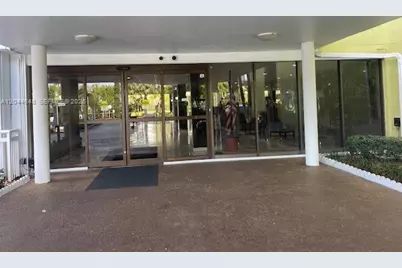 4400 Hillcrest Dr #701B, Hollywood, FL 33021 - Photo 3