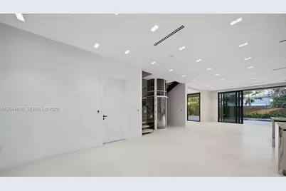 3318 NE 16th Pl #1, Fort Lauderdale, FL 33305 - Photo 15