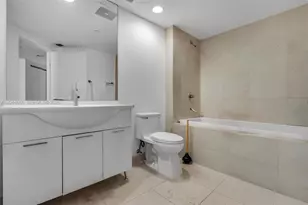 475 Brickell Ave, Miami, FL 33131 - Photo 9