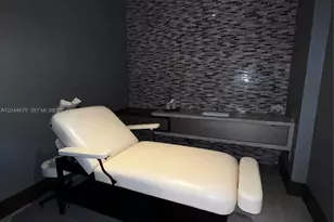 5252 NW 85th Ave, Doral, FL 33166 - Photo 27