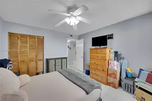 7250 Fairfax Dr, Tamarac, FL 33321 - Photo 13