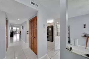 7250 Fairfax Dr, Tamarac, FL 33321 - Photo 9