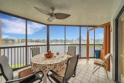 7250 Fairfax Dr #302, Tamarac, FL 33321 - Photo 3
