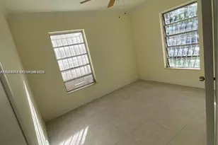 170 NW 49th St, Miami, FL 33127 - Photo 11