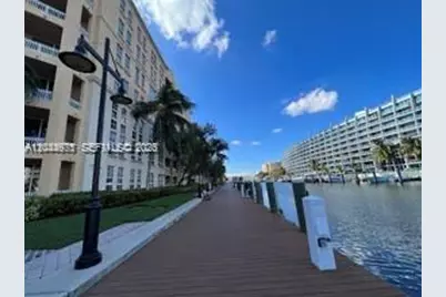 3001 NE 185th St #129, Aventura, FL 33180 - Photo 5
