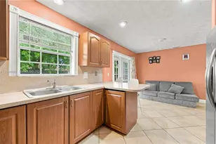 26080 SW 132nd Pl, Homestead, FL 33032 - Photo 5