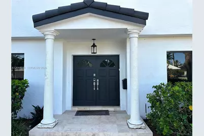 2445 SE 8th St, Pompano Beach, FL 33062 - Photo 3
