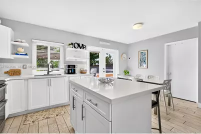2012 N 31st Rd, Hollywood, FL 33021 - Photo 7