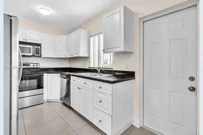 1316 NW 3rd St #0, Fort Lauderdale, FL 33311 - Photo 9