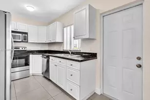1316 NW 3rd St, Fort Lauderdale, FL 33311 - Photo 9