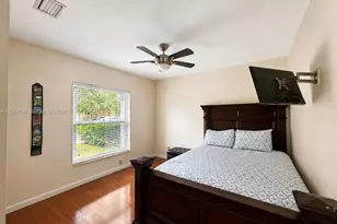 20776 NW 1st St, Pembroke Pines, FL 33029 - Photo 7
