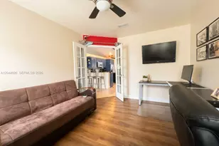 20776 NW 1st St, Pembroke Pines, FL 33029 - Photo 9