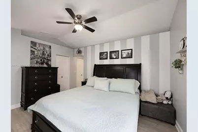 20776 NW 1st St, Pembroke Pines, FL 33029 - Photo 5