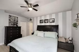 20776 NW 1st St, Pembroke Pines, FL 33029 - Photo 5