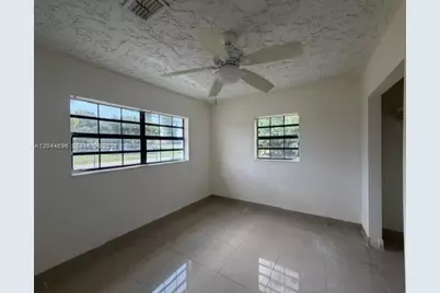 2115 SW 50th Ave, West Park, FL 33023 - Photo 23