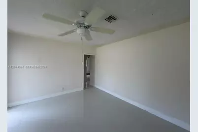 2115 SW 50th Ave, West Park, FL 33023 - Photo 7