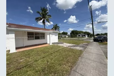 2115 SW 50th Ave, West Park, FL 33023 - Photo 19