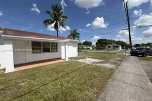 2115 SW 50th Ave, West Park, FL 33023 - Photo 19
