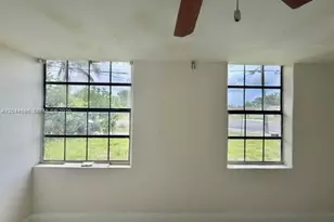 2115 SW 50th Ave, West Park, FL 33023 - Photo 17