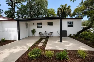 2450 NW 168th St, Miami Gardens, FL 33056 - Photo 9