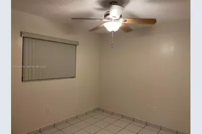 10101 W Okeechobee Rd #5202, Hialeah Gardens, FL 33016 - Photo 11