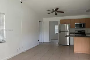 1525 NW 18th Ct, Fort Lauderdale, FL 33311 - Photo 17
