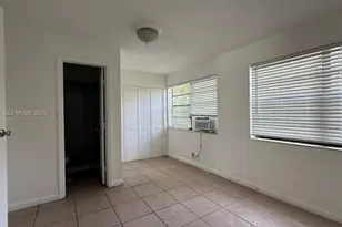 1525 NW 18th Ct, Fort Lauderdale, FL 33311 - Photo 13