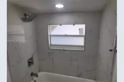 512 NW 96th St #B, Miami, FL 33150 - Photo 5