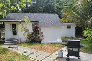 512 NW 96th St, Miami, FL 33150 - Photo 1