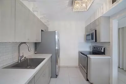 6900 Bay Dr #3H, Miami Beach, FL 33141 - Photo 7