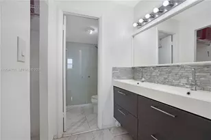 6900 Bay Dr, Miami Beach, FL 33141 - Photo 15