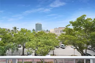 6900 Bay Dr, Miami Beach, FL 33141 - Photo 23