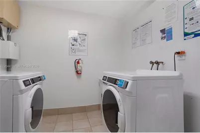 6900 Bay Dr #3H, Miami Beach, FL 33141 - Photo 33