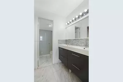 6900 Bay Dr #3H, Miami Beach, FL 33141 - Photo 17