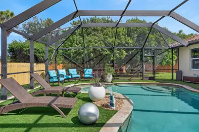 2135 NW 14th Ter, Homestead, FL 33030 - Photo 27