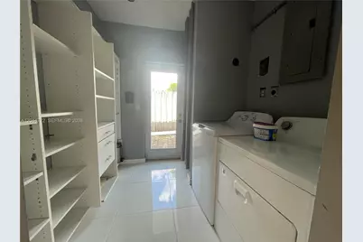 2115 Alamanda Dr, North Miami, FL 33181 - Photo 25