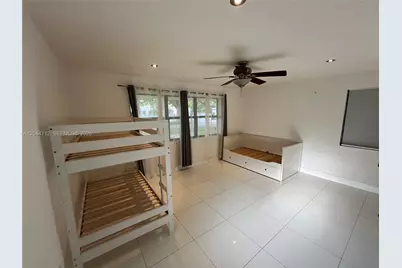 2115 Alamanda Dr, North Miami, FL 33181 - Photo 15