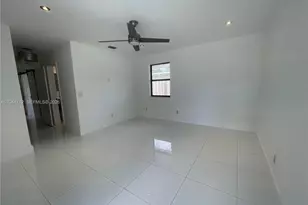 2115 Alamanda Dr, North Miami, FL 33181 - Photo 19