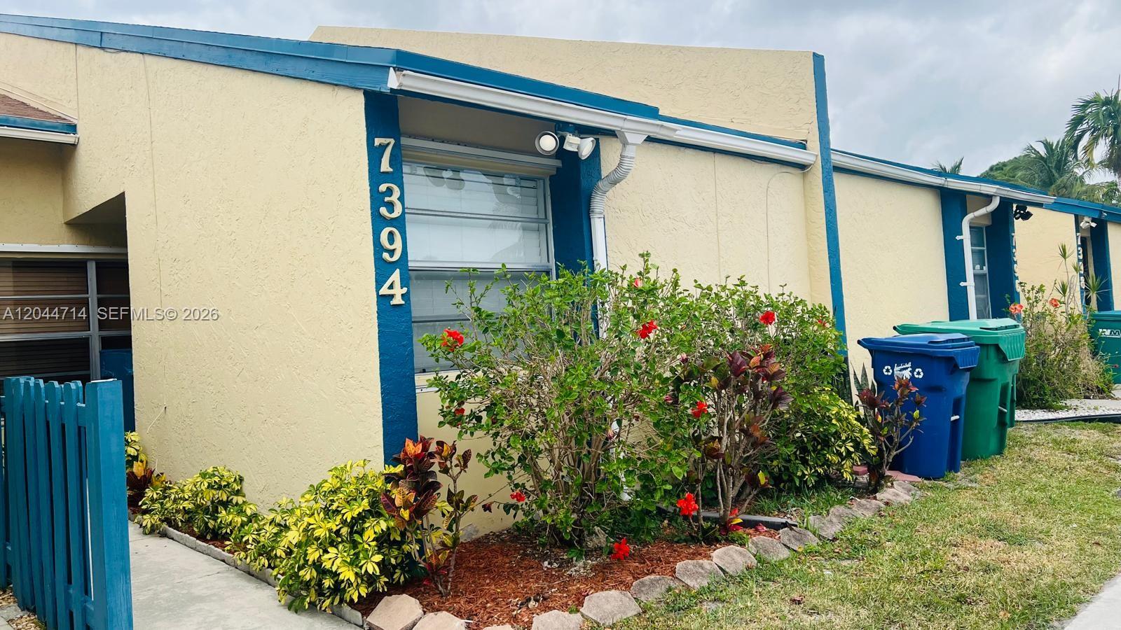 7394 NW 34th St - 7394 NW 34th St, Lauderhill, FL 33319 Luxury Property | Jose Angel Pina