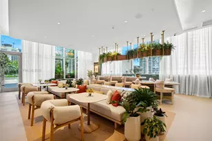 77 SE 5th St, Miami, FL 33131 - Photo 29