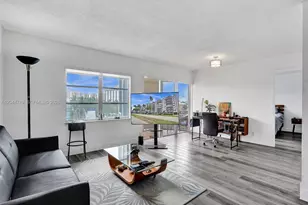 200 Diplomat Pkwy, Hallandale Beach, FL 33009 - Photo 5