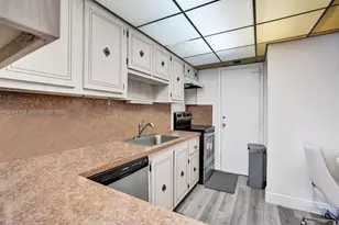 200 Diplomat Pkwy, Hallandale Beach, FL 33009 - Photo 9
