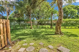 10018 Hammocks Blvd, Miami, FL 33196 - Photo 7