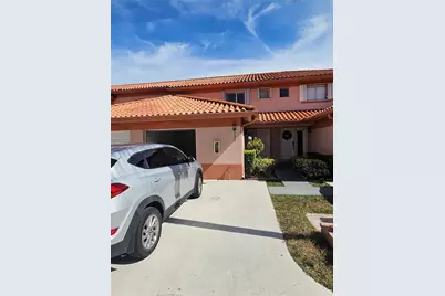 20 San Simeon Way #111, Miami, FL 33179 - Photo 1