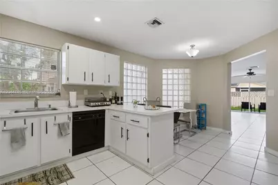 14606 SW 122nd Pl #14606, Miami, FL 33186 - Photo 11