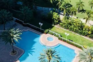 1755 E Hallandale Beach Blvd, Hallandale Beach, FL 33009 - Photo 19