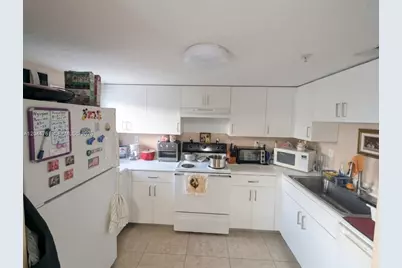 21 E 3rd St #205, Hialeah, FL 33010 - Photo 11
